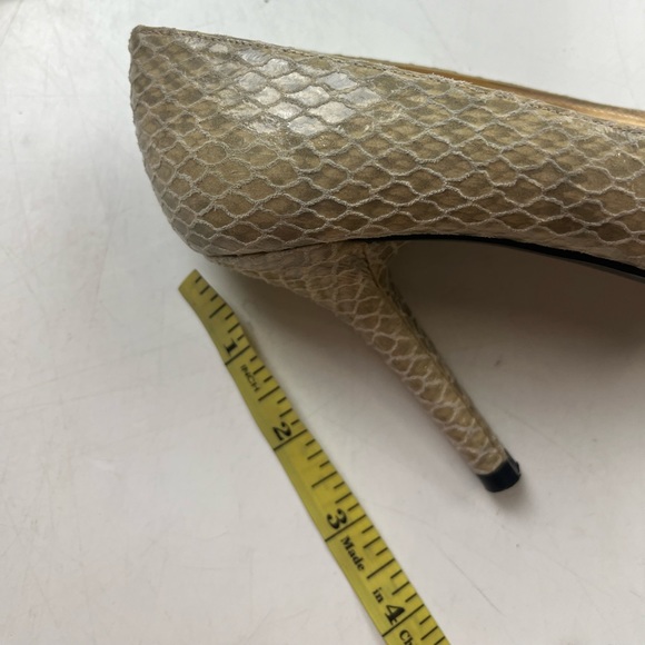 Stuart Weitzman Animal Print Pointy Heels - Size 6 - G73-4 - Picture 7 of 8